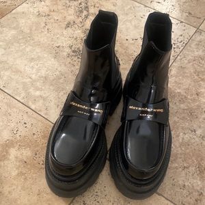 carter platform loafer boot in leather